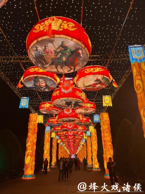 一马当先,辞旧更新,静安光影展点亮春节假日 一马当先,辞旧更新,静安光影展点亮春节假日