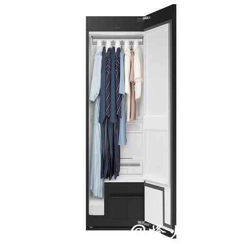 从智慧衣橱到吸睛单品 三星AI神 黑钻衣物护理机让精致不止节日 从智慧衣橱到吸睛单品 三星AI神 黑钻衣物护理机让精致不止节日